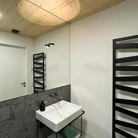 Vakantiehuis Architect's House With Nature View Hellendorf