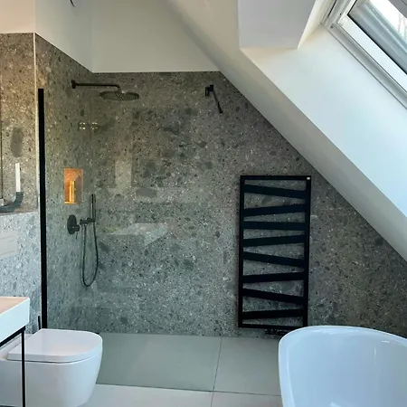 Vakantiehuis Architect's House With Nature View *