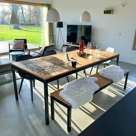 Architect's House With Nature View Vakantiehuis *