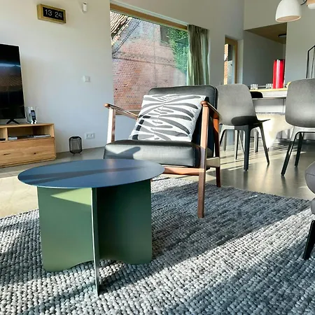 Architect's House With Nature View Hellendorf