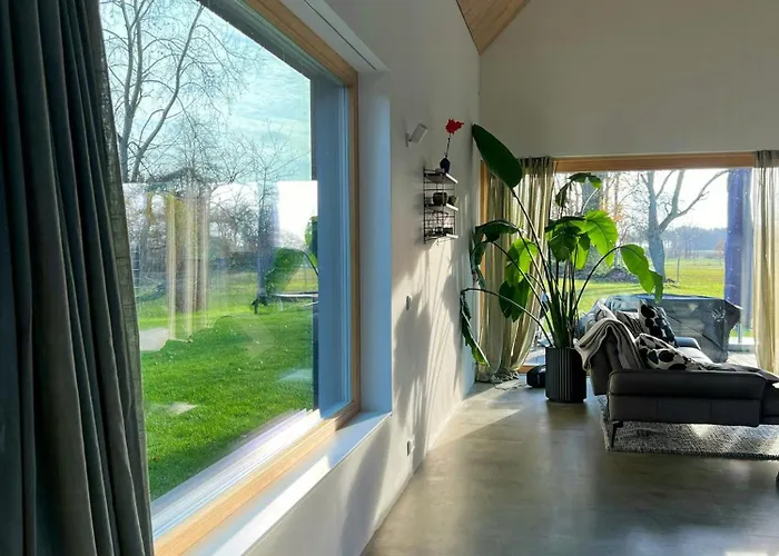 Architect's House With Nature View Сasa de vacaciones Hellendorf