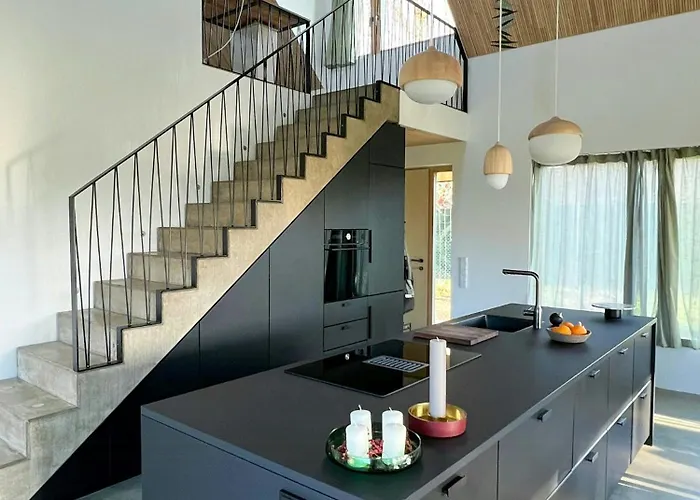 Architect's House With Nature View