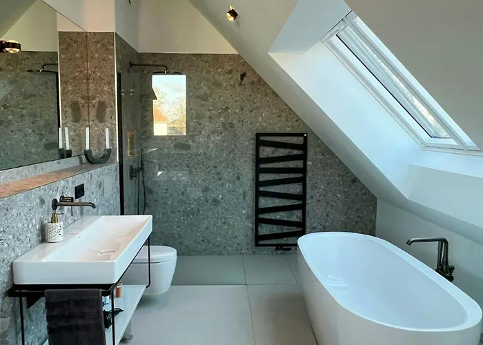 Architect's House With Nature View Hellendorf